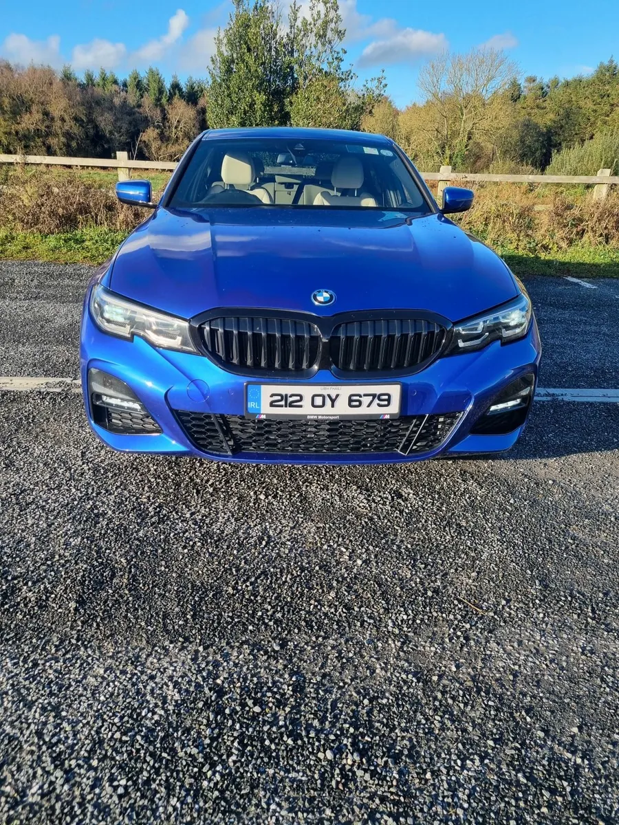BMW 3-Series 2021 - Image 1