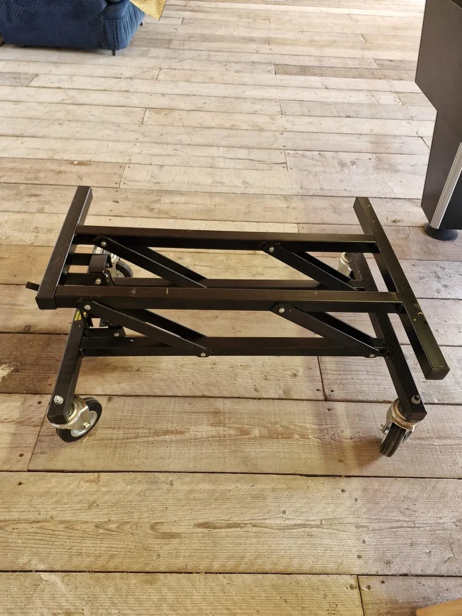Pool table - Image 3