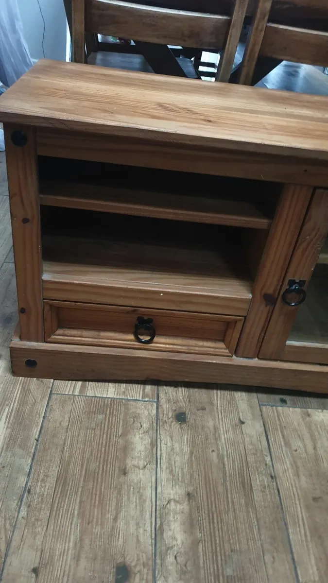 Tv stand - Image 2