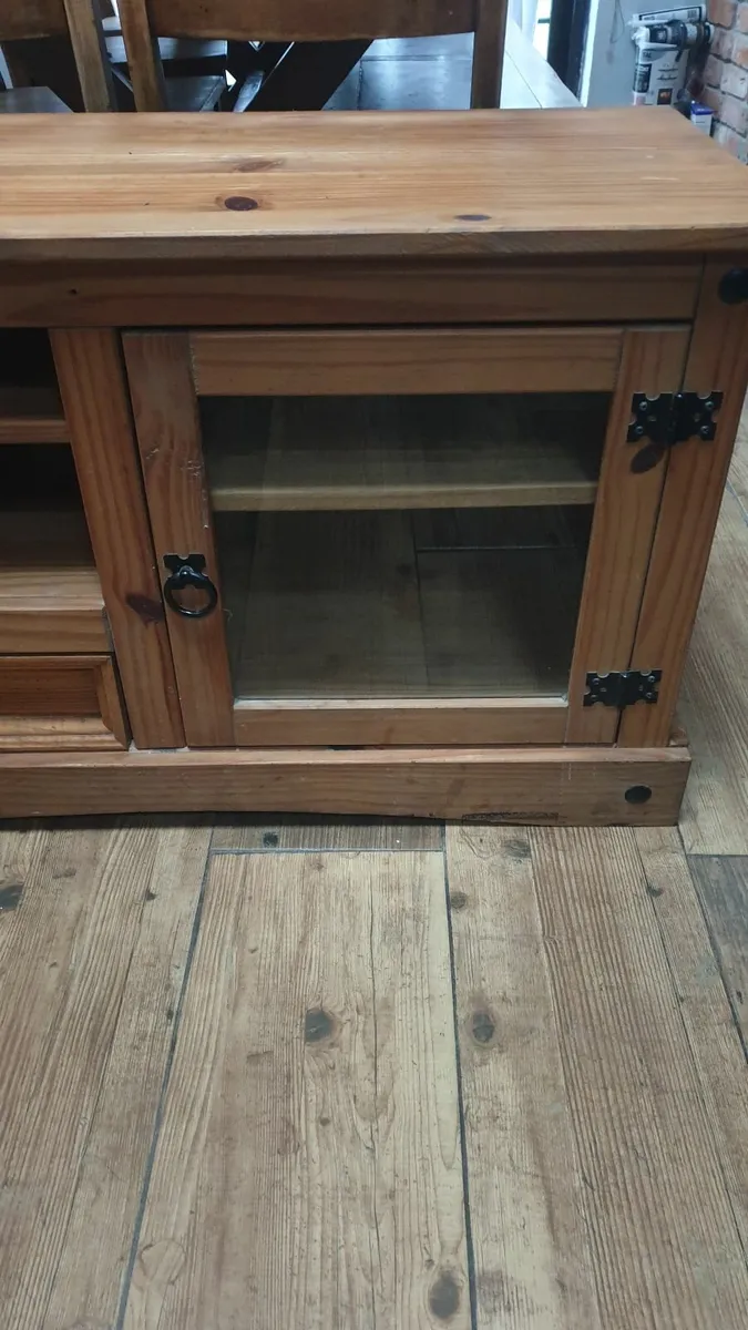Tv stand - Image 3