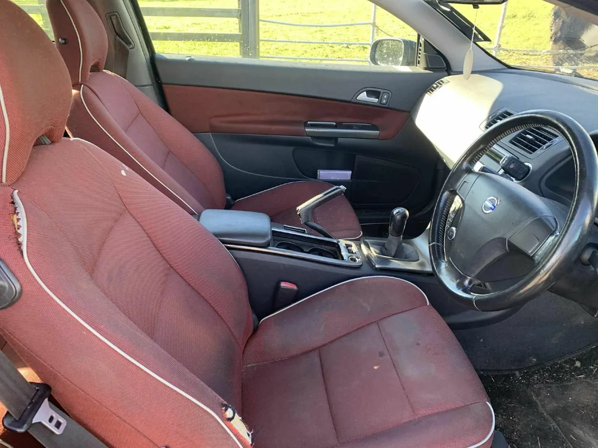 2009 Volvo C30 1.6 diesel 3dr coupe. - Image 2