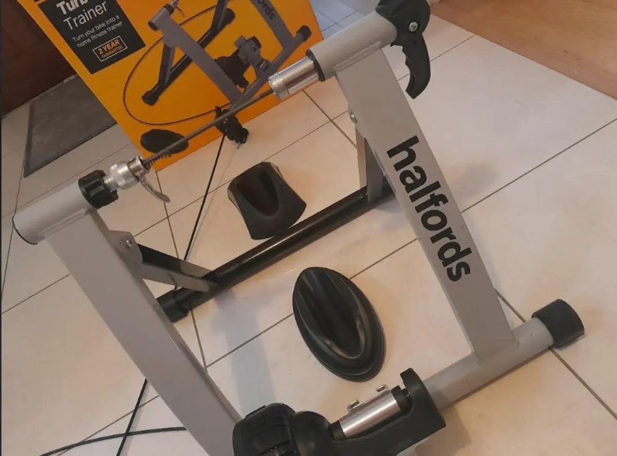 Halfords Turbo Trainer - Image 4