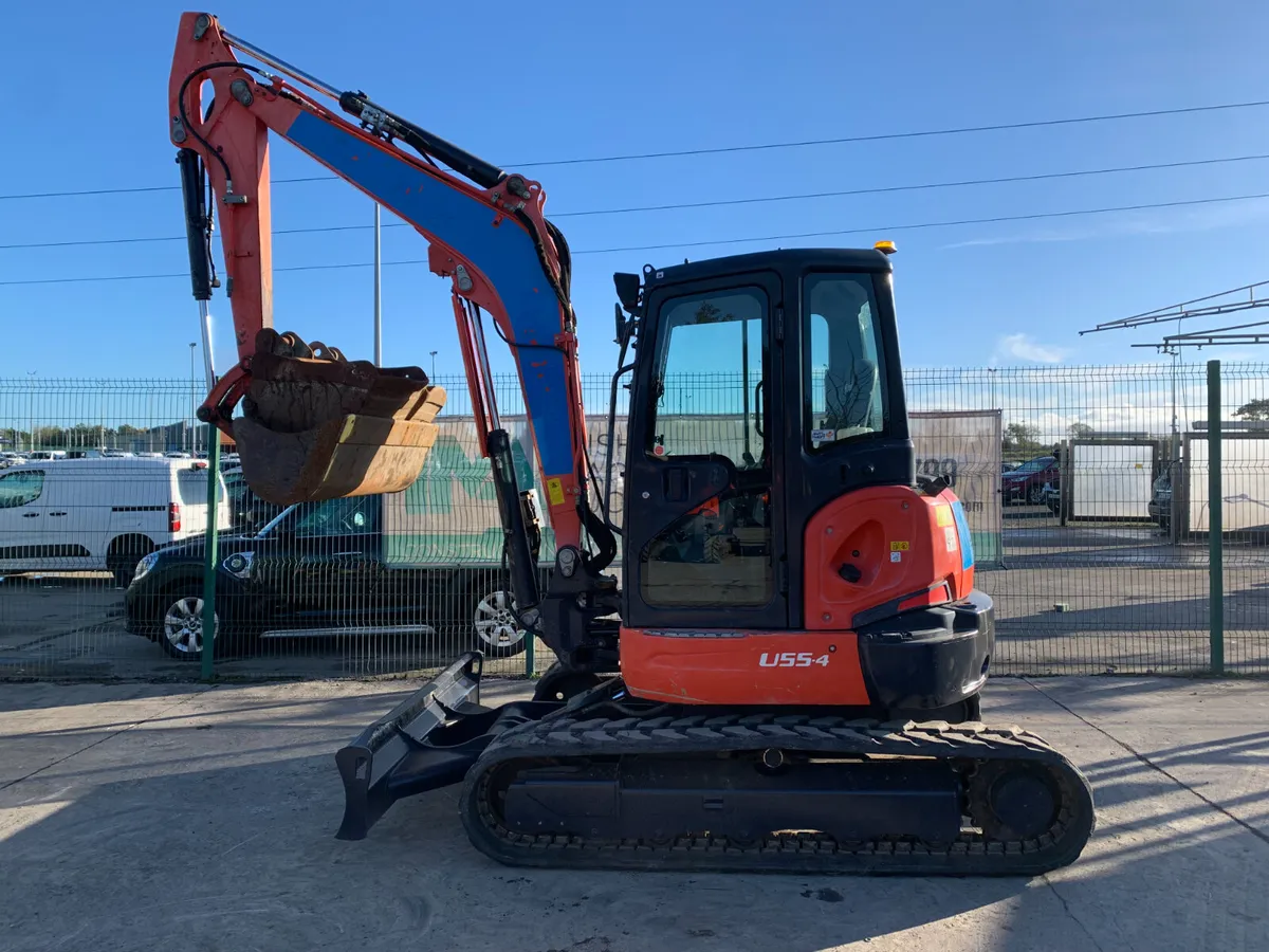 2017 KUBOTA U55-4 ZER TAIL EXCAVATOR FOR AUCTION - Image 2