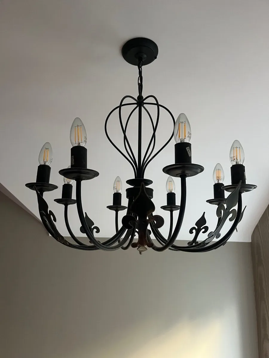 Chandeliers and house lights - Image 4