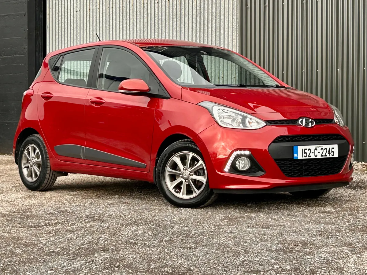 Hyundai i10 2015  very low miles - Image 2