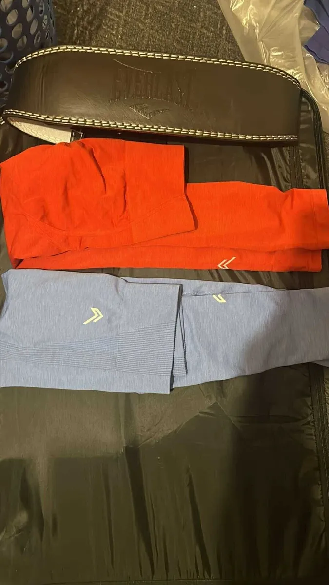 Gym Leggings / Shorts NEVER WORN - Image 2