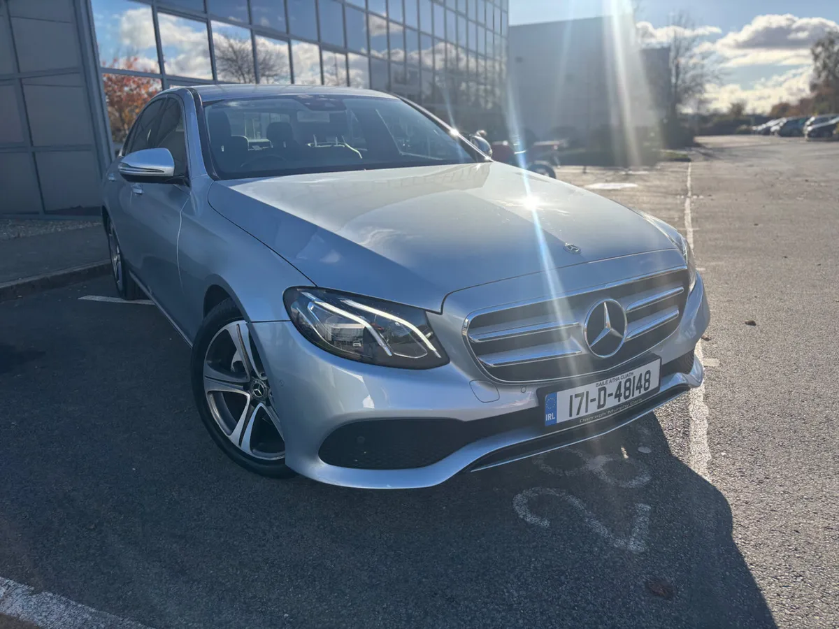 171 Mercedes-Benz E-Class E220 Avantgarde Auto. - Image 3