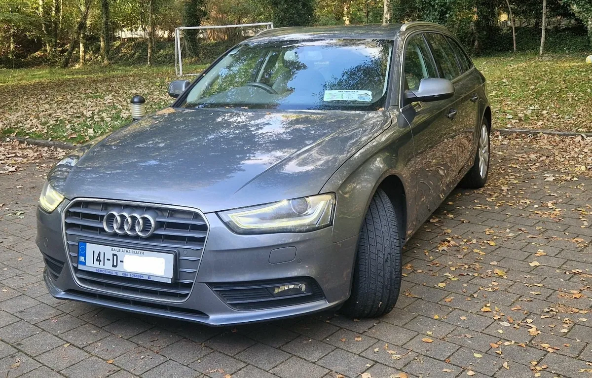 Audi A4 2014 - Image 2