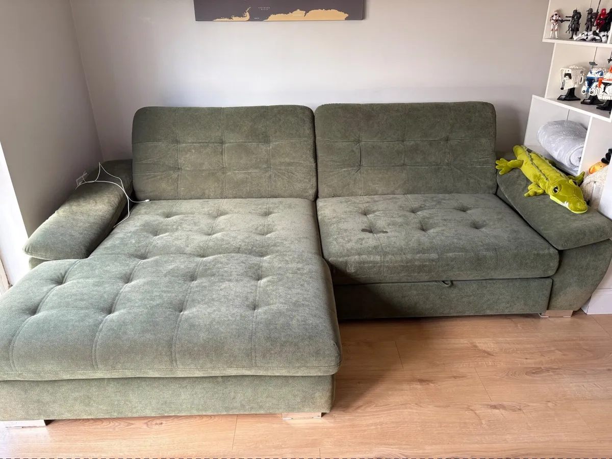 Corner sofa bed - Image 1