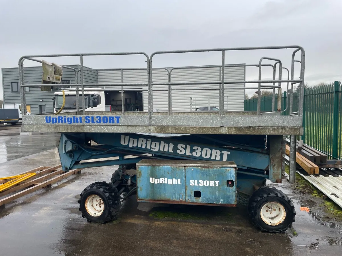 Scissors lift - Image 1