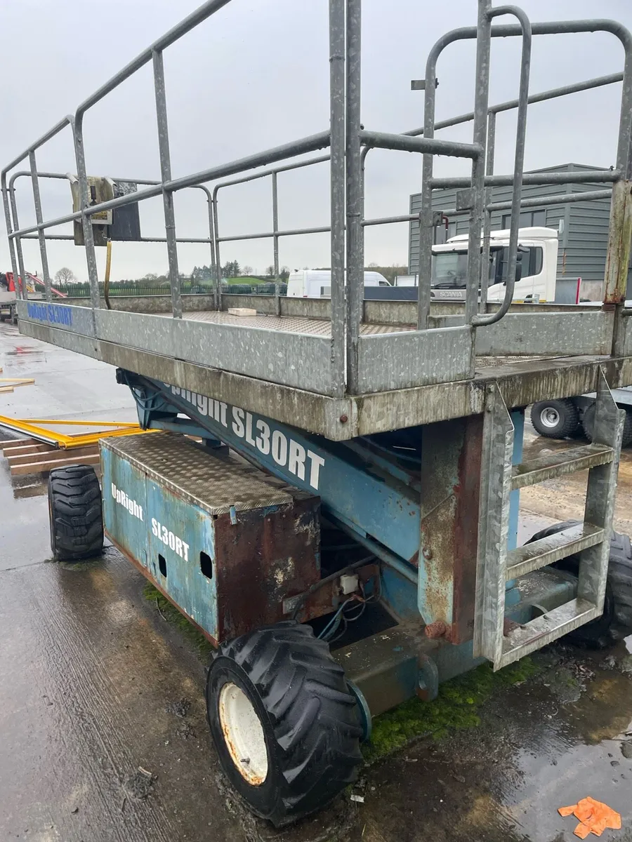 Scissors lift - Image 4