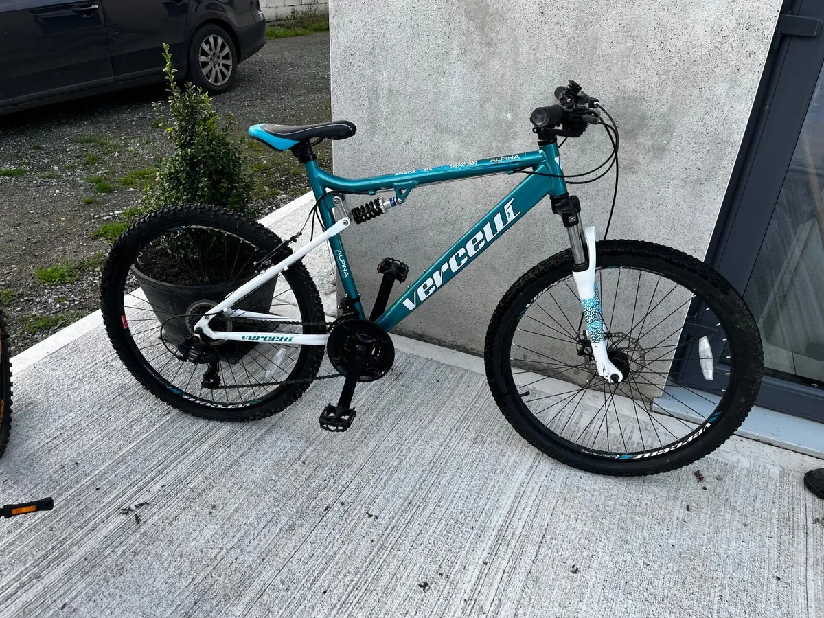 Bicycles - Image 4