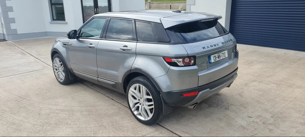 131 Land Rover Range Rover 2.2 SD4 Pure Evoque - Image 2