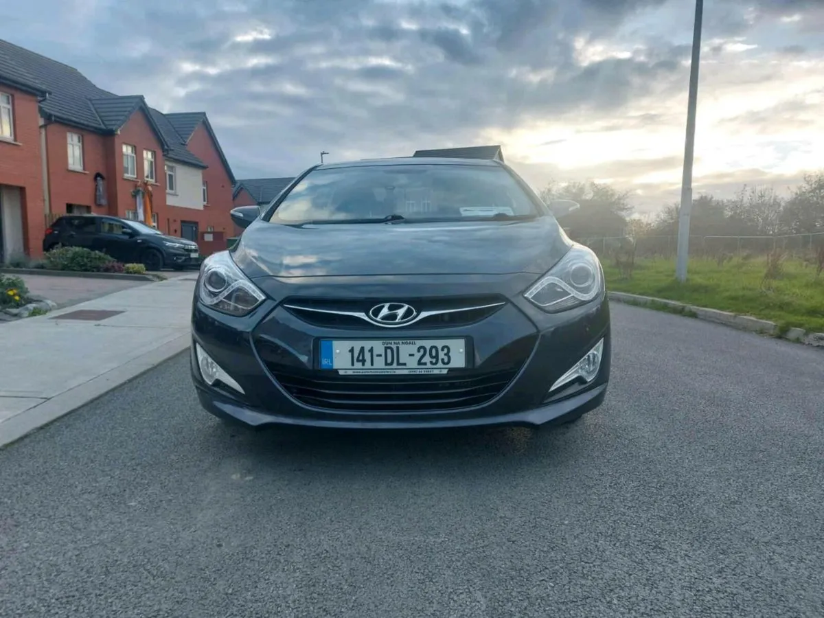 Hyundai i 40 1.7 manual
NCT valid till 05/2026 - Image 2