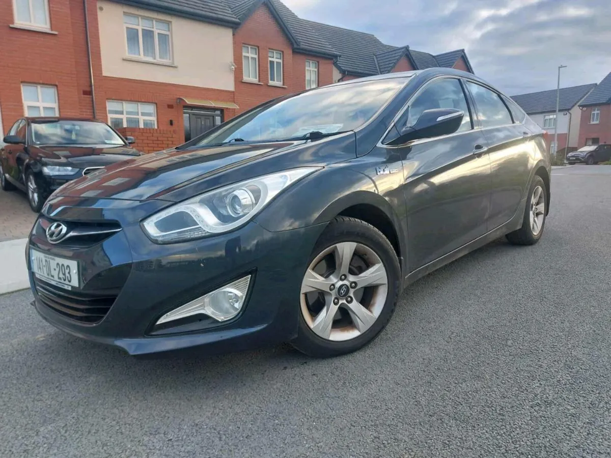 Hyundai i 40 1.7 manual
NCT valid till 05/2026 - Image 3