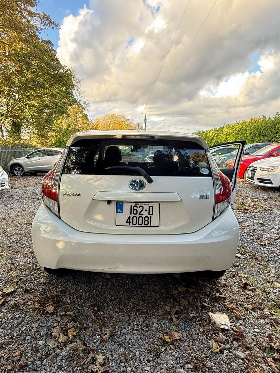Toyota Aqua 2016 - Image 4