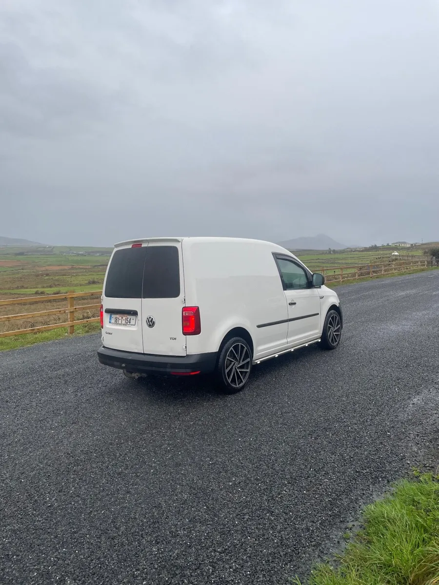 Volkswagen Caddy 2018 - Image 4