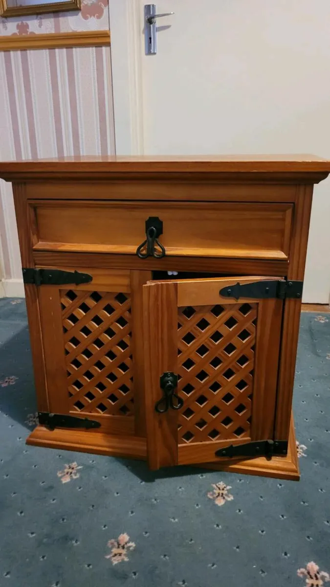 Pin bedside locker - Image 1