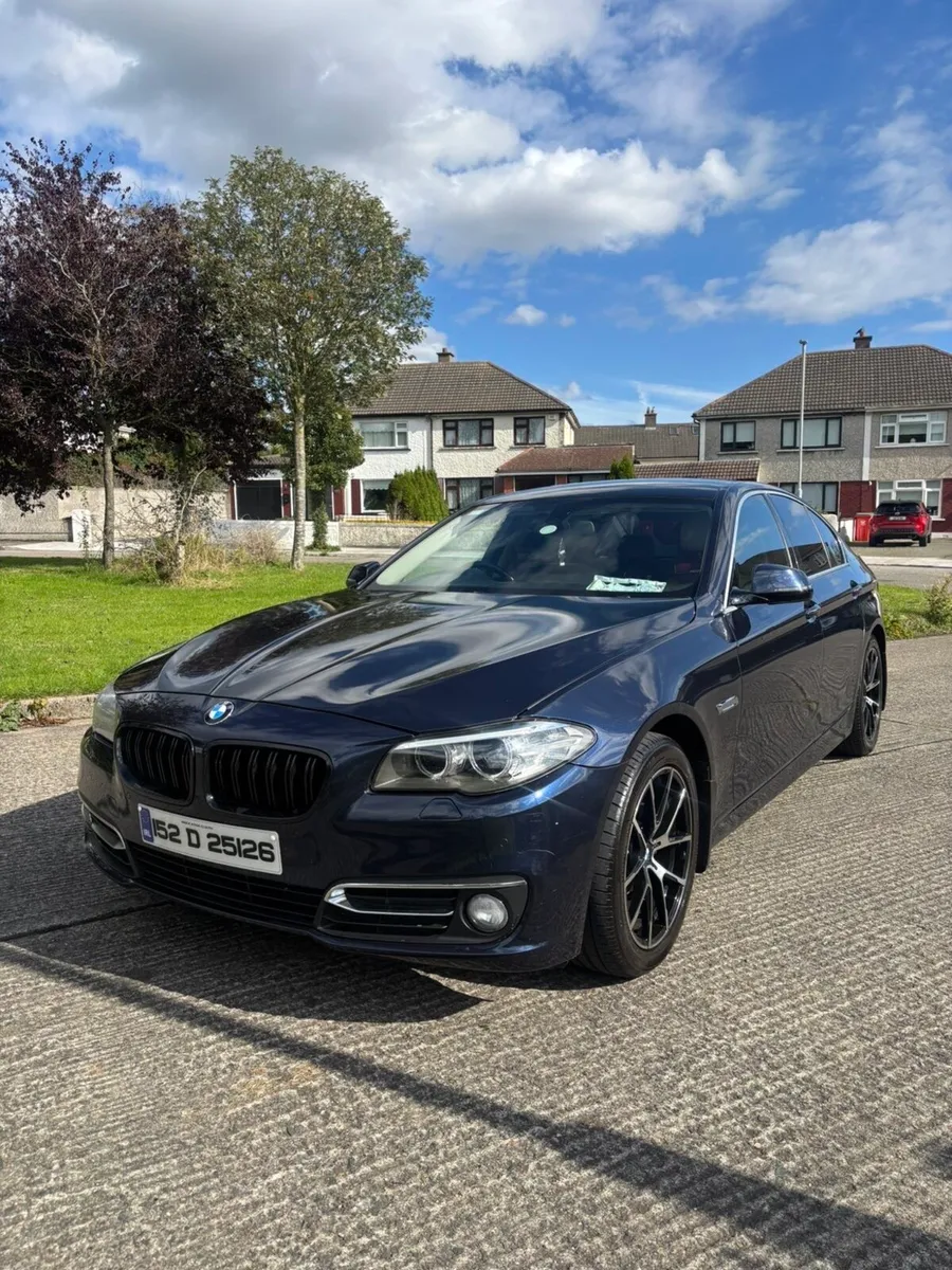2015 BMW 520d - Image 1