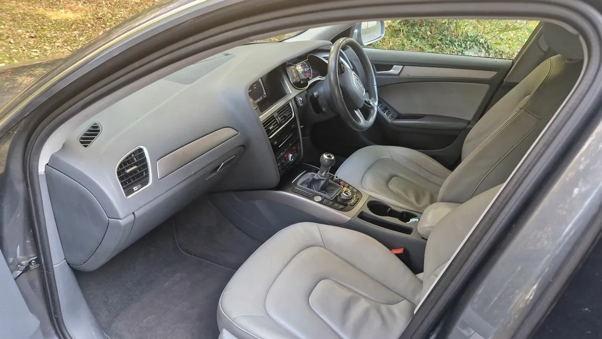 Audi A4 2014 - Image 4