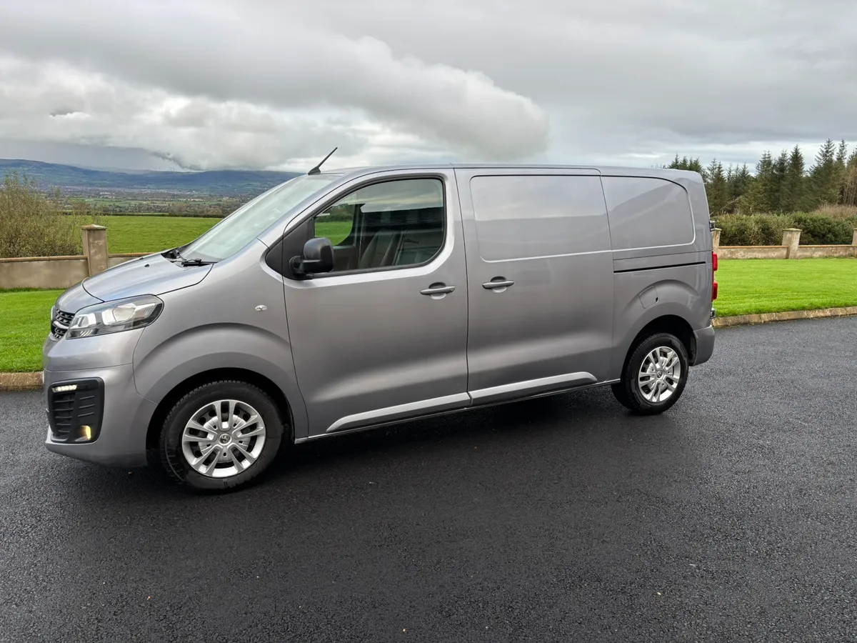 2022 Vauxhall vivaro sportive 2.0 - Image 2