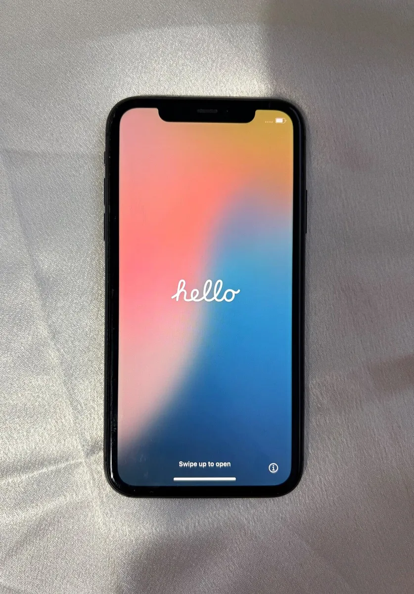 iPhone 11 - Image 3