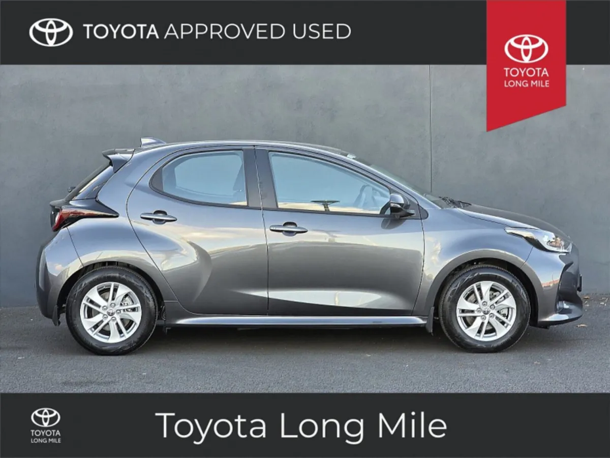 Toyota Yaris 1.5 Hybrid Luna 5dr - Image 4