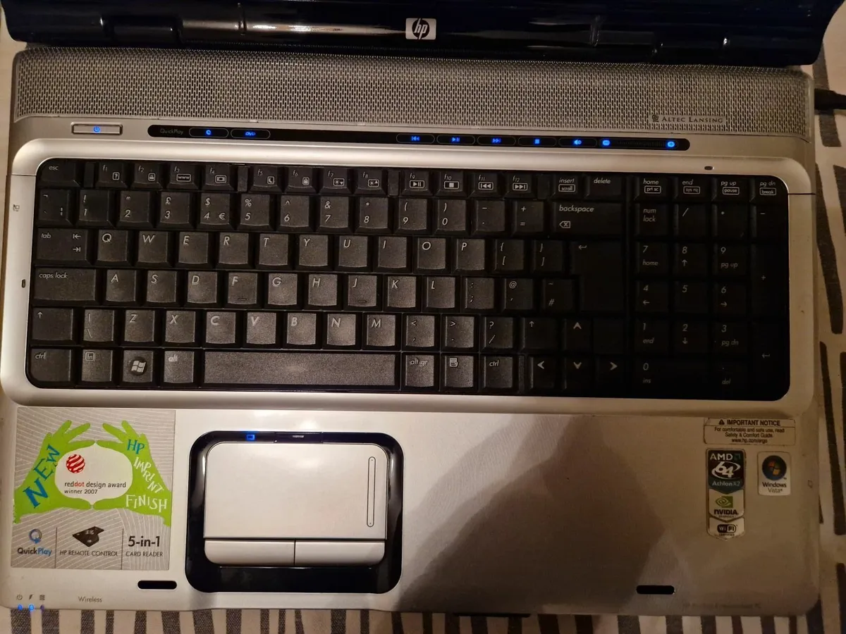 HP Pavilion DV9000 Laptop, Windows 7 Ultimate - Image 2