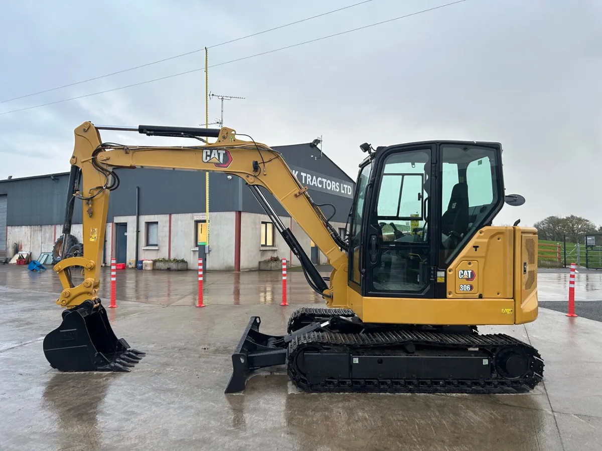 ((2022))   CAT 306 - Image 2