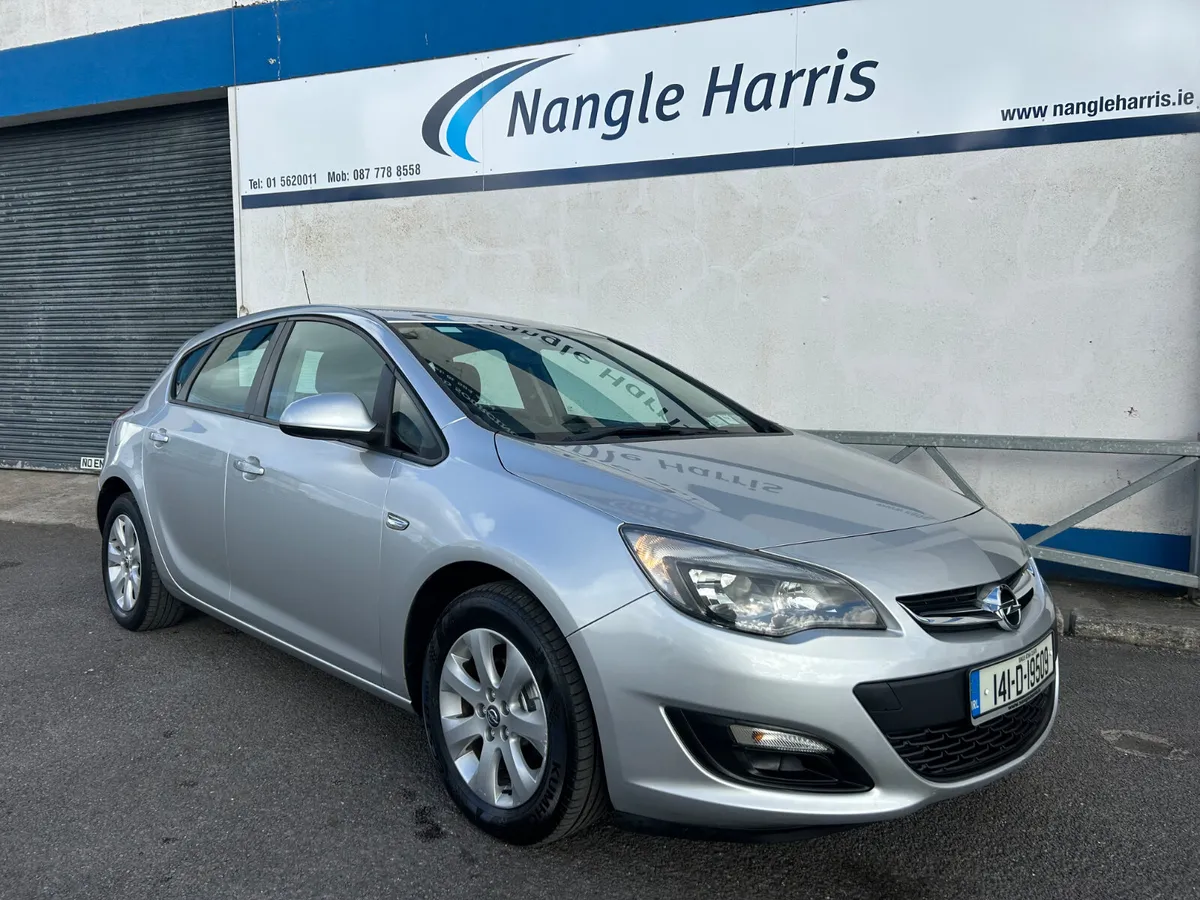 Opel Astra 2014 - Image 4