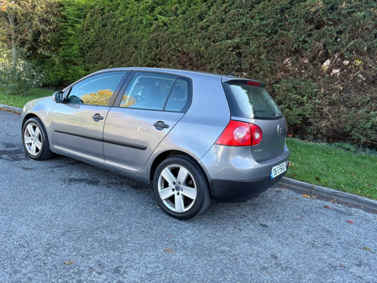 Volkswagen Golf 1.4 COMFORT 5DR 75BHP - Image 4