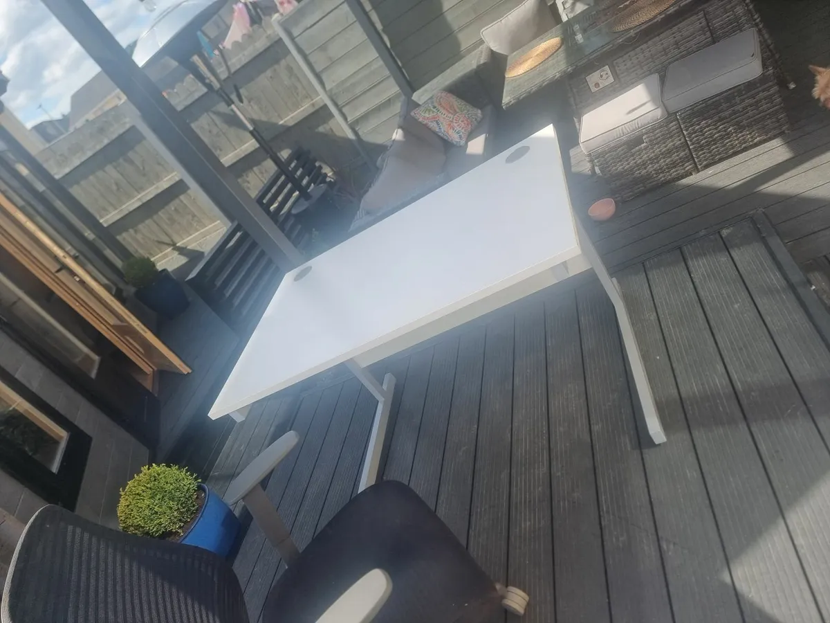 work desk and chair