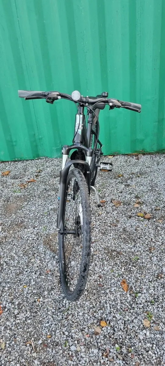 Ladies bicycle - Image 2