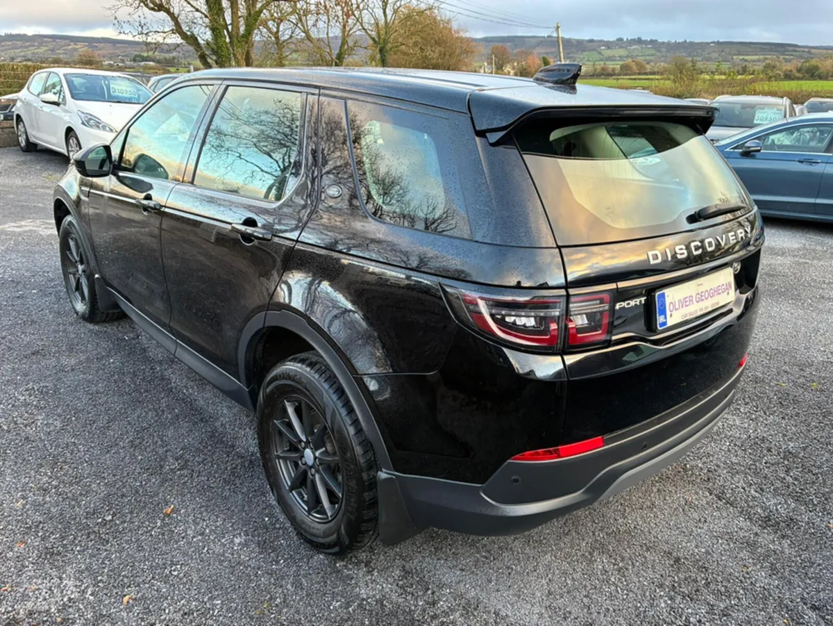 Land Rover Discovery Sport (NEW MODEL) 2.0 D4E AUT - Image 3