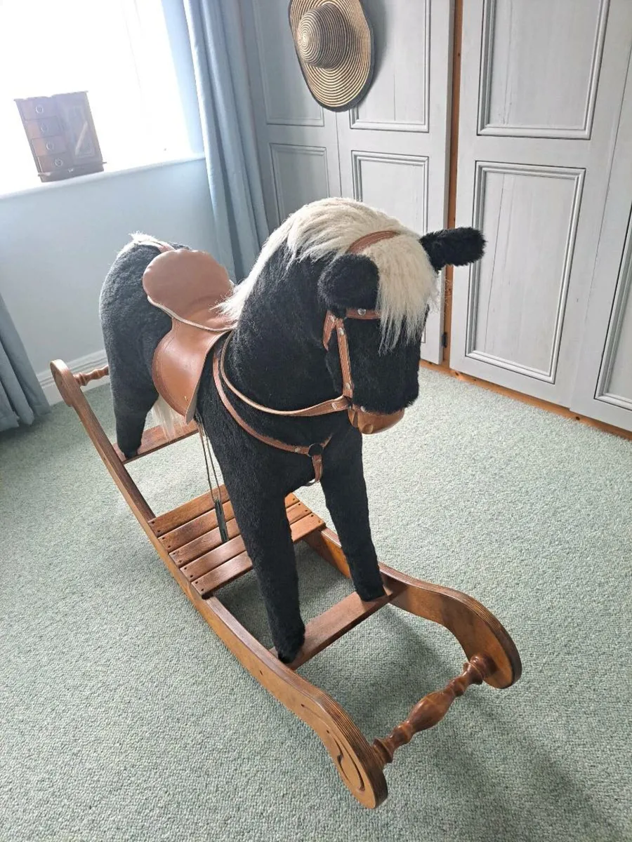 Rocking horse - Image 1