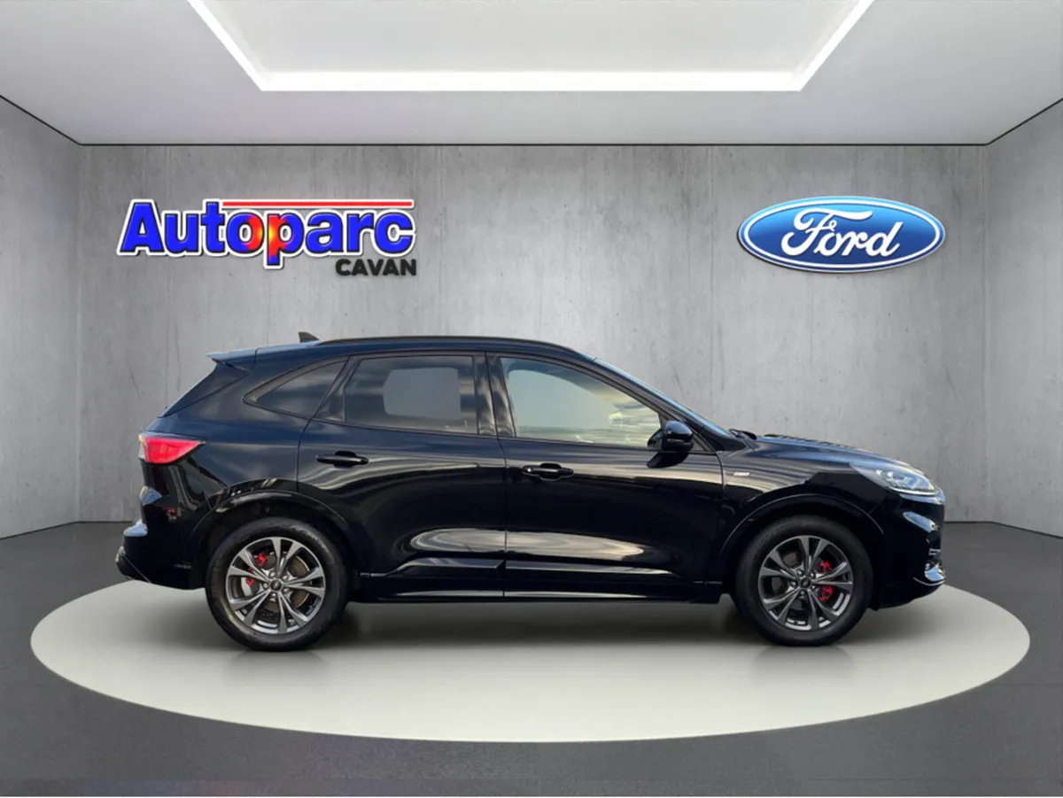 Ford Kuga ST Line - Image 2