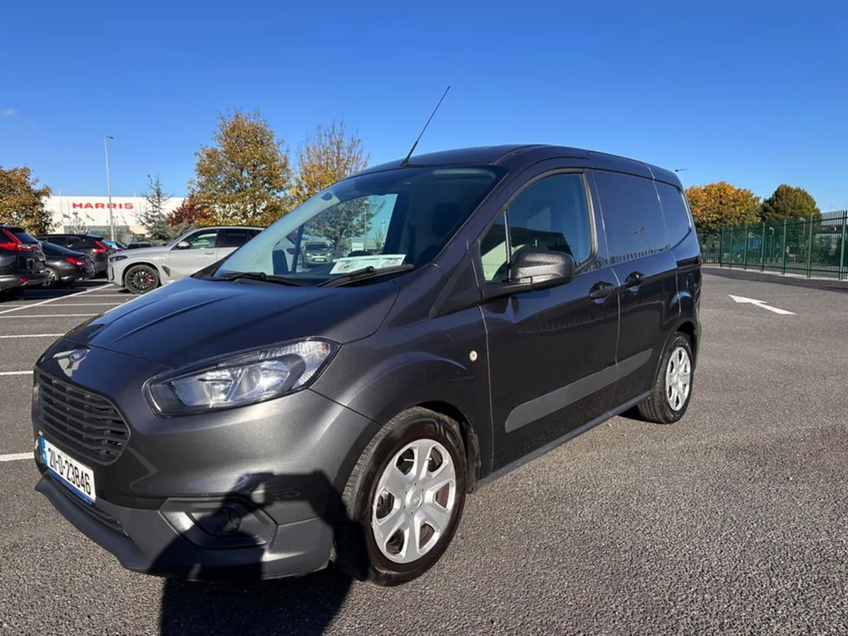 Ford Transit Courier 1.5 TDCI, TREND MODEL, LOW MI - Image 4