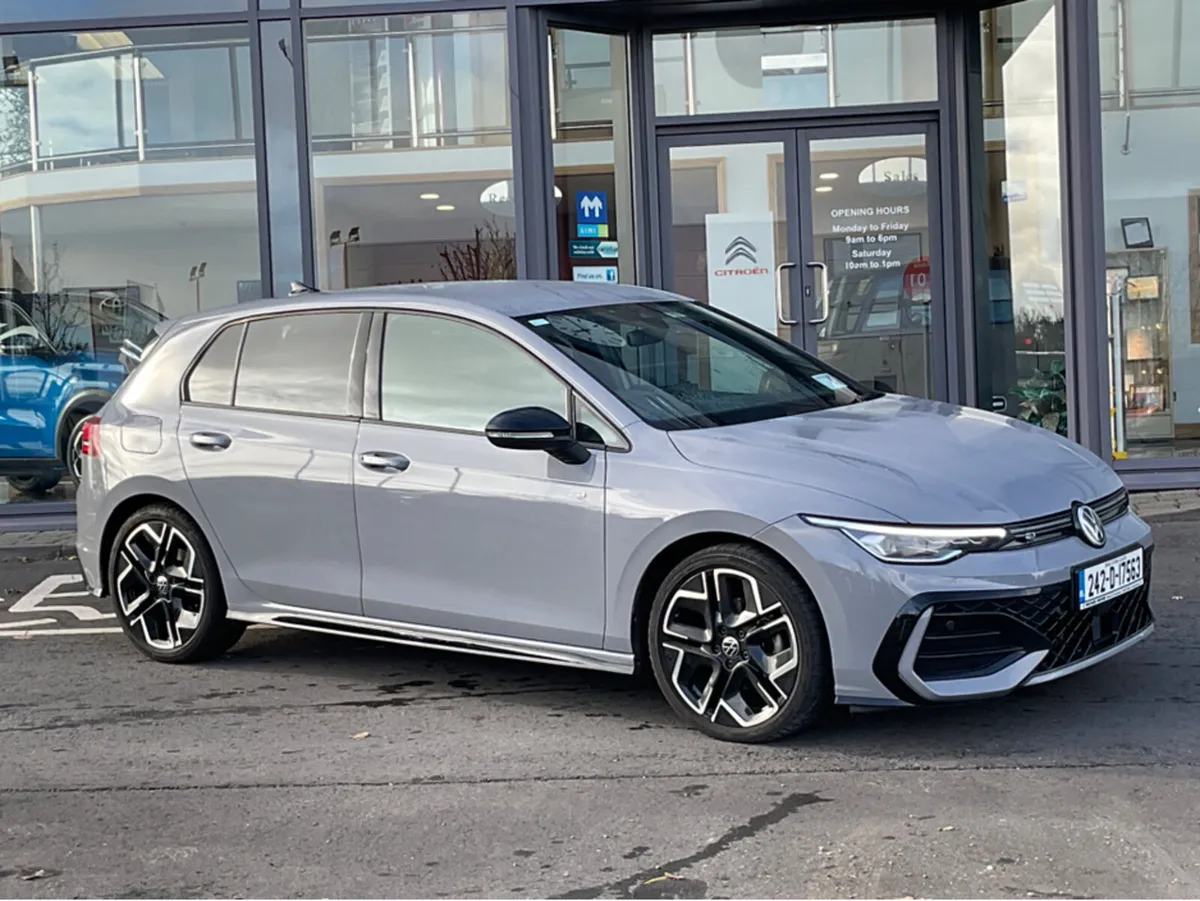 Volkswagen Golf R-LINE 2.0 TDI 150HP 5DR - Image 2