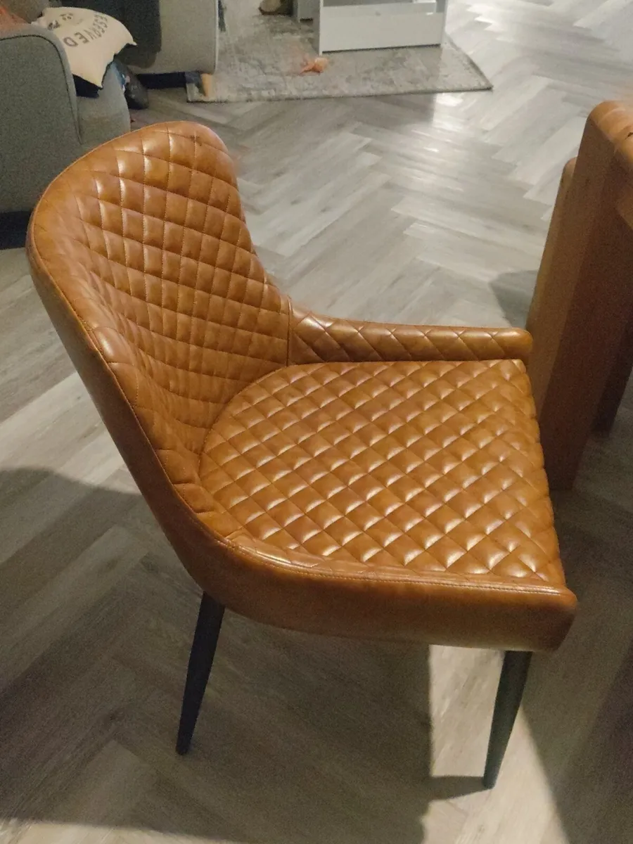 Solid wood table with 4 chairs and bench - Image 4