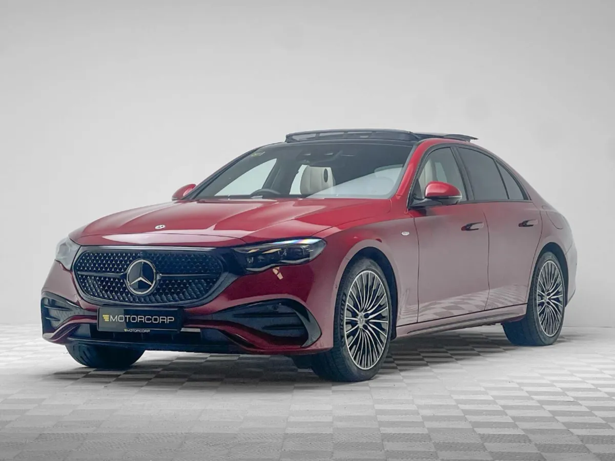 Mercedes-Benz E-Class E300 E AMG LINE PREMIUM PLUS - Image 3