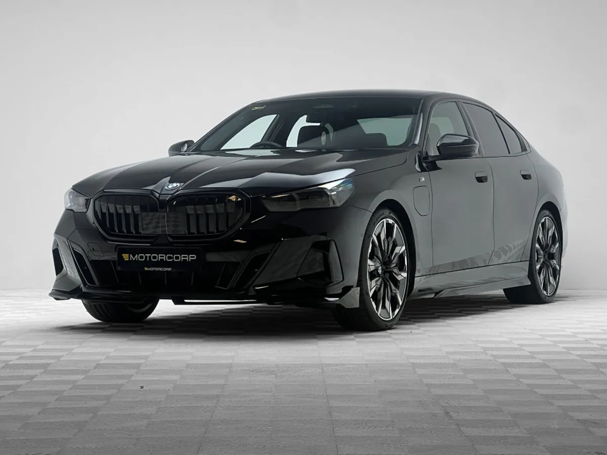 BMW 5-Series 530E M SPORT PRO - Image 3