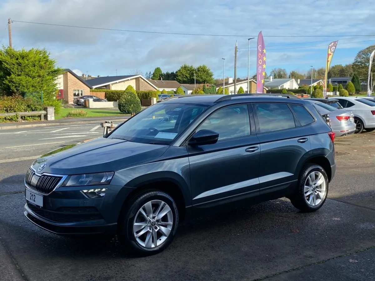 Skoda Karoq SE TECHNOLOGY TDI SCR - Image 2