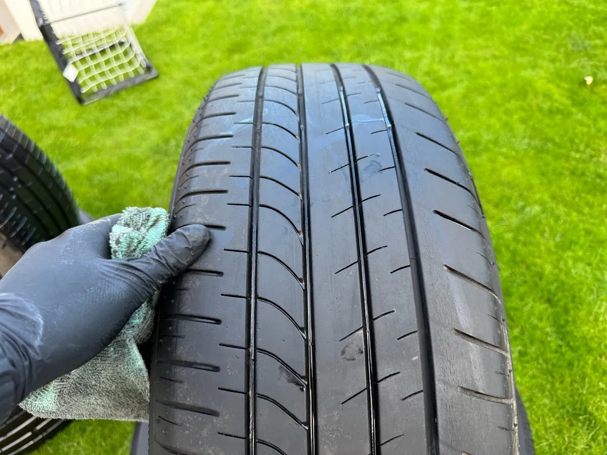 235/55/R20 Bridgestone Hancock - Image 2