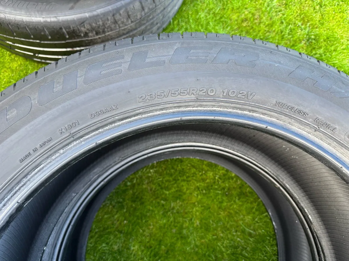 235/55/R20 Bridgestone Hancock - Image 3
