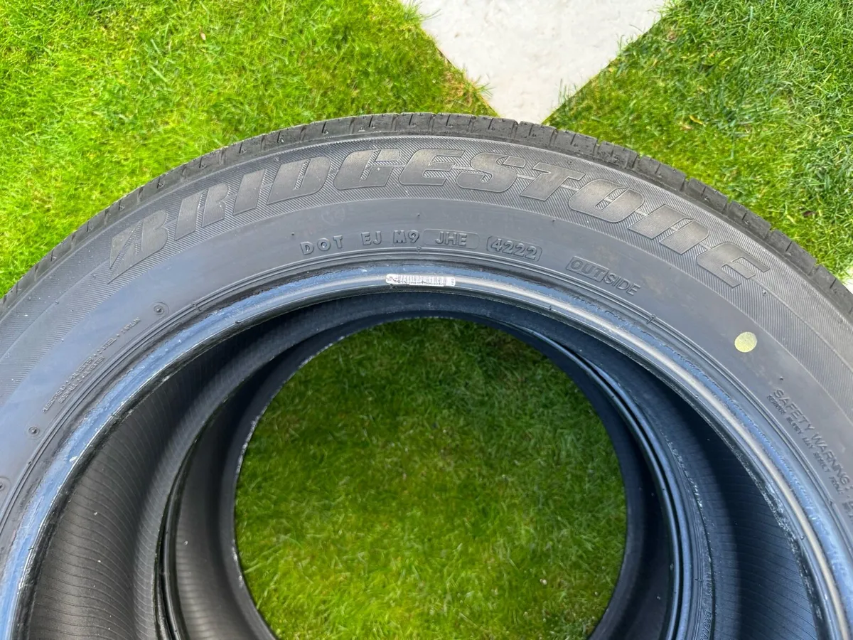 235/55/R20 Bridgestone Hancock - Image 4