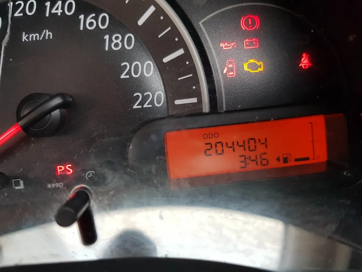 Nissan Micra 2013 - Image 4
