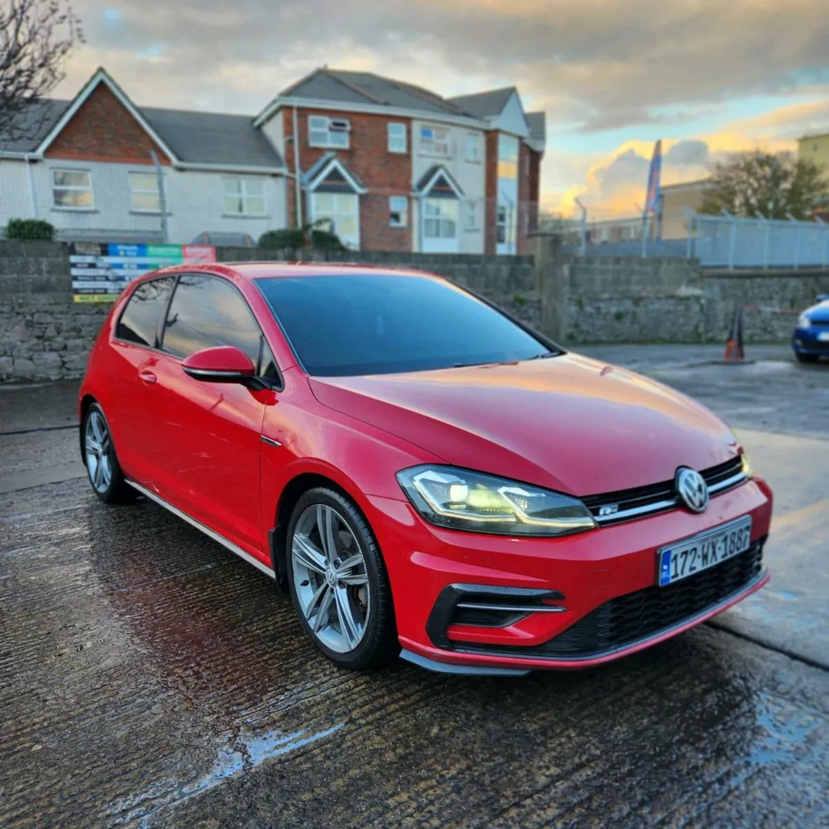172 volswagen golf 2.0tdi R Line new nct - Image 1