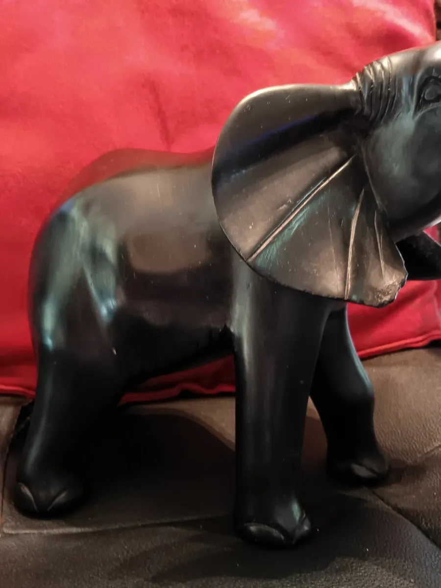 Vintage ebony elephant - Image 2