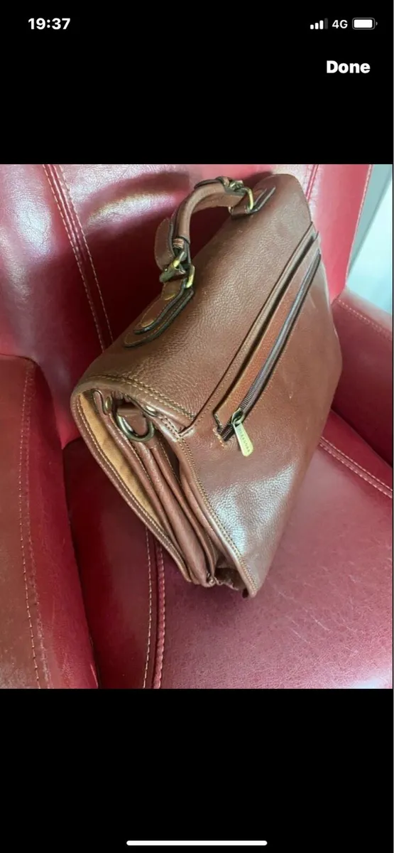Quality Hexagona Leather Briefcase - Image 3