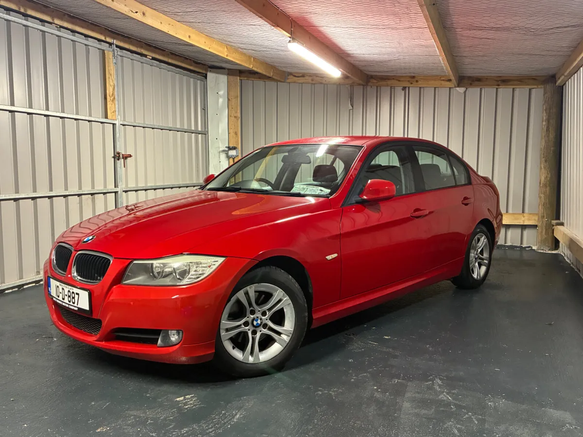 BMW 3-Series 318D Full BMW Service history - Image 2